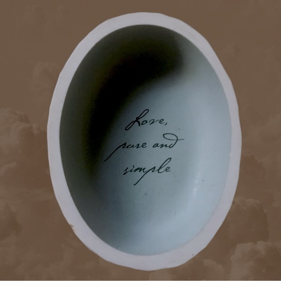 Vintage Willow Tree Loving Angel Keepsake Box ~ "Love, pure and simple" - Picture 4 of 7